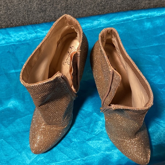 Heel too high - Picture 6 of 6